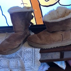Ugg boots... cute and comfy. Well worn!